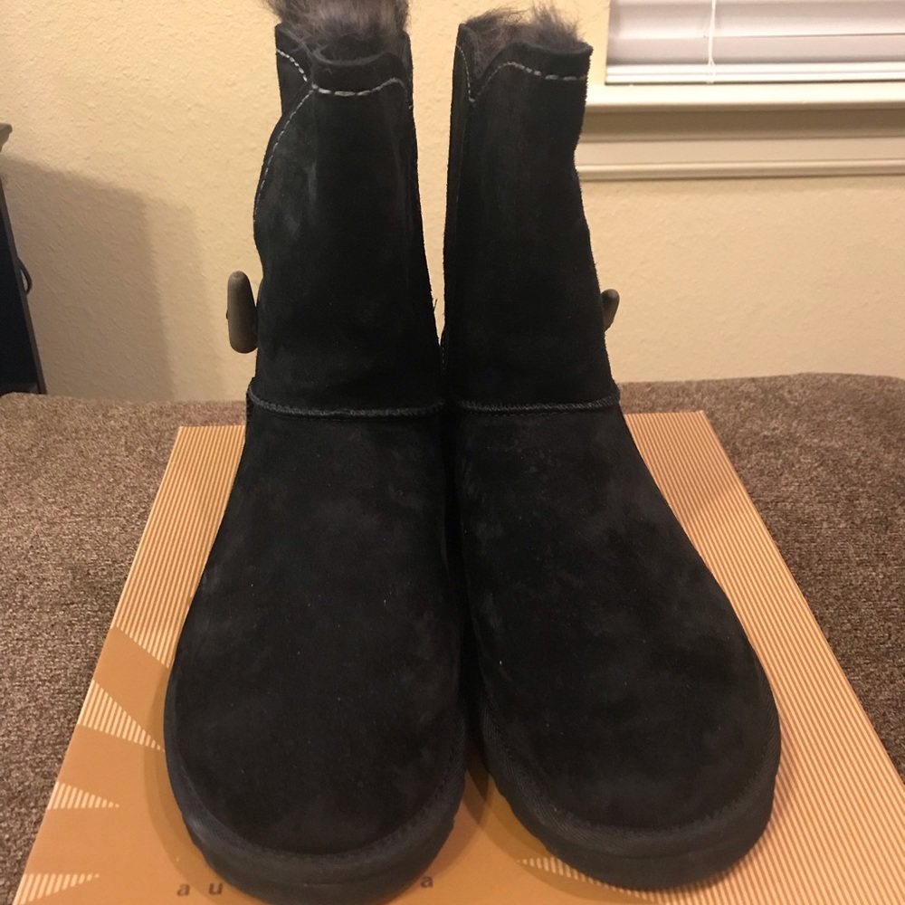 Authentic Ugg - image 7